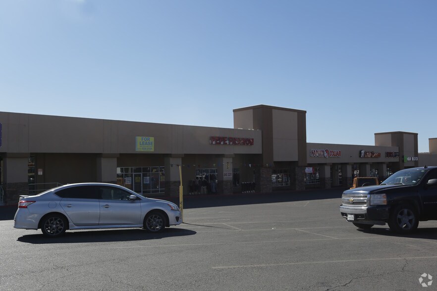 5000 Montana Ave, El Paso, TX à louer - Photo principale – Image 3 sur 11