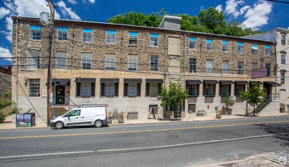 4001 Main St, Philadelphia, PA à louer - Photo de l’immeuble – Image 3 sur 8