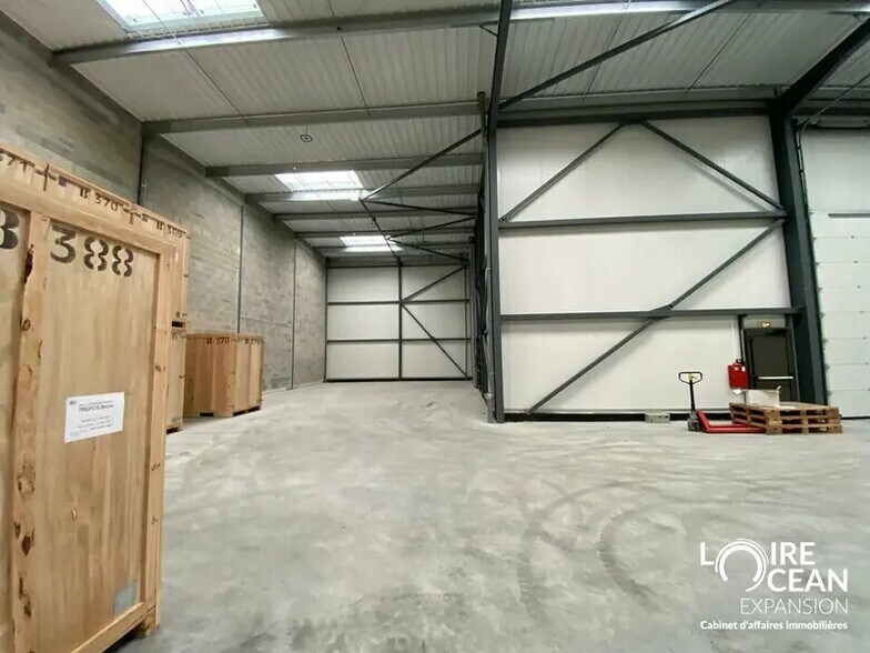 Industriel/Logistique dans Nantes à louer - Photo intérieure – Image 2 sur 7