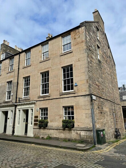 1 Hill St, Edinburgh à louer - Photo de l’immeuble – Image 2 sur 8