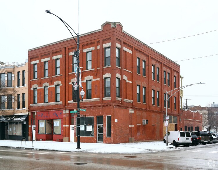2653-2659 W Division St, Chicago, IL à louer - Photo de l’immeuble – Image 2 sur 22