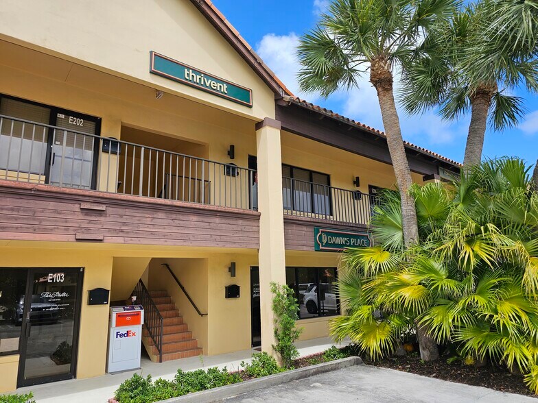 725 N Hwy A1A, Jupiter, FL à louer - Photo de l’immeuble – Image 3 sur 15