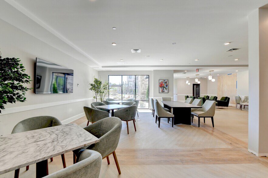 1495 Satellite Blvd NW, Suwanee, GA à louer - Photo intérieure – Image 2 sur 37