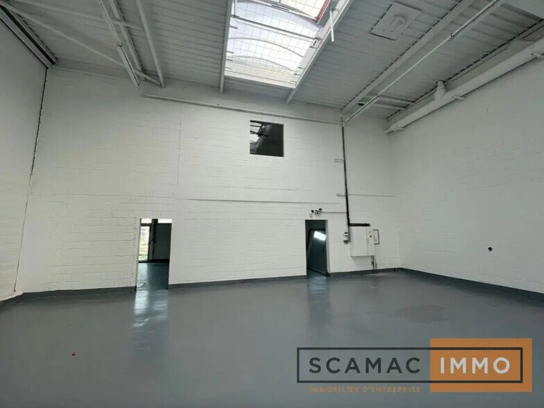 6 Avenue Des Roses, 94380 Bonneuil-Sur-Marne, Bonneuil-sur-Marne à louer - Photo de l’immeuble – Image 3 sur 6