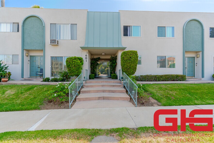 601 N Stoneman Ave, Alhambra, CA à vendre - Photo de l’immeuble – Image 2 sur 38