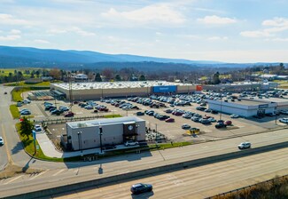 Plus de détails pour 300 Resort Plaza Dr, Blairsville, PA - Local commercial à vendre