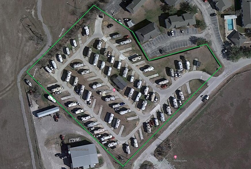 304 Freeny Dr, Kenedy, TX à vendre - Photo de l’immeuble – Image 1 sur 12