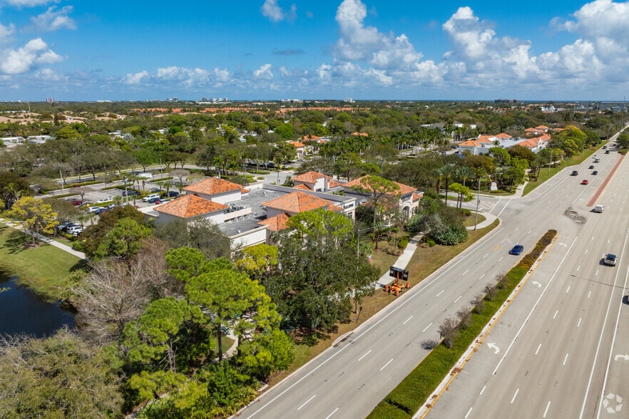 2925 Pga Blvd, Palm Beach Gardens, FL à louer - Aérien – Image 2 sur 4