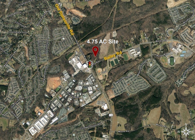 18710 Old Statesville Rd, Huntersville, NC à vendre - Photo de l’immeuble – Image 1 sur 2