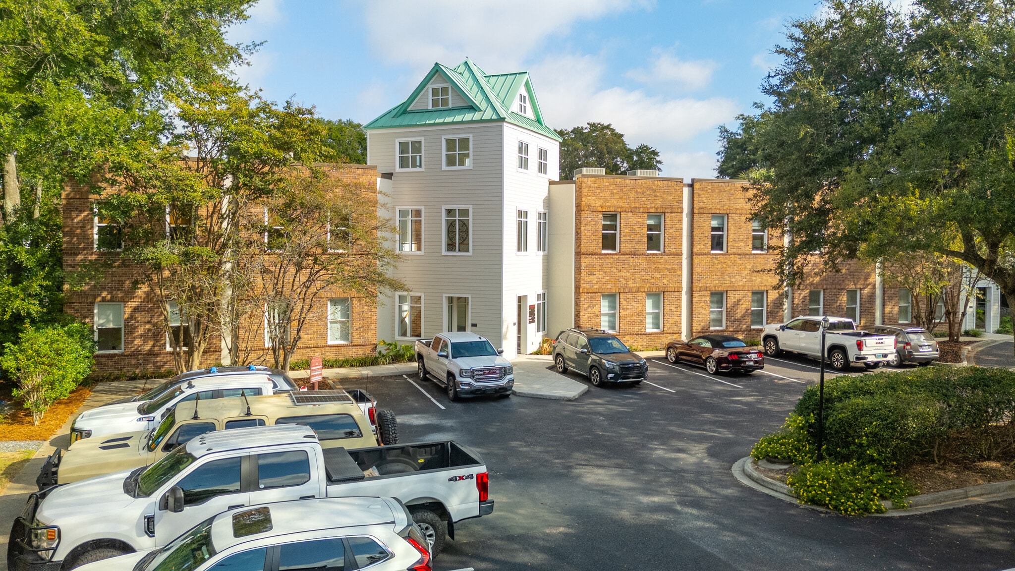 268 W Coleman Blvd, Mount Pleasant, SC à louer Photo principale– Image 1 sur 18