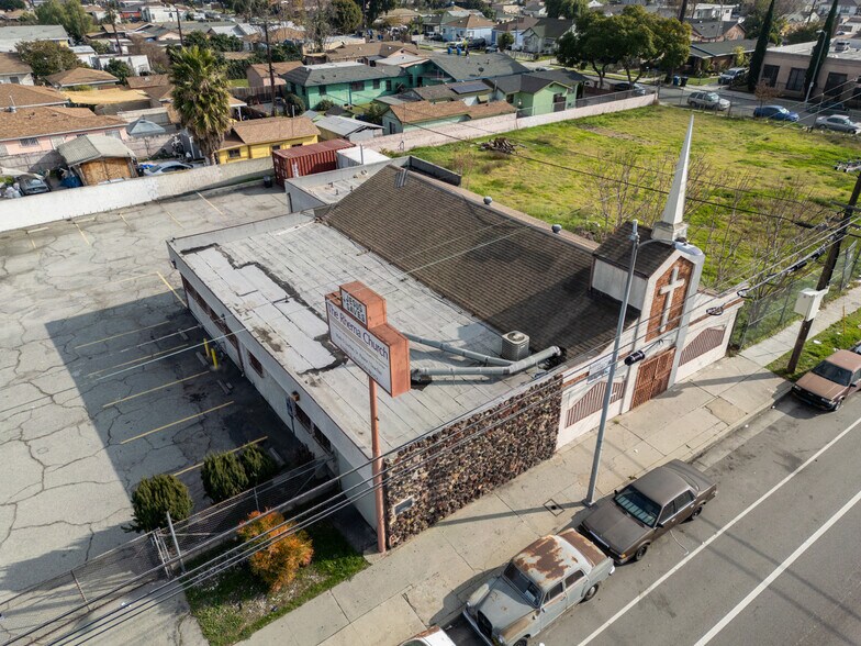 11854 Avalon Blvd, Los Angeles, CA à louer - Aérien – Image 2 sur 2