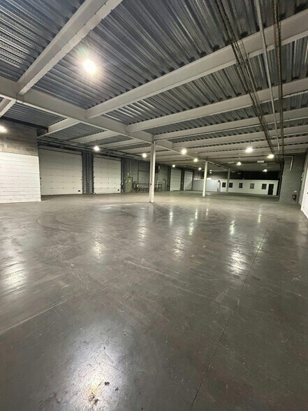 Knowles Ln, Bradford à louer - Photo de l’immeuble – Image 2 sur 7