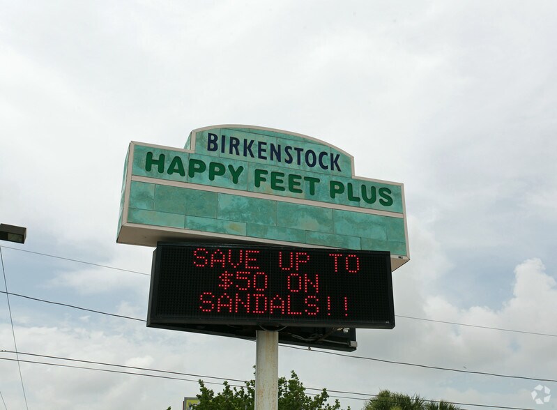 28384 US Highway 19 N, Clearwater, FL à vendre - Photo de l’immeuble – Image 2 sur 11