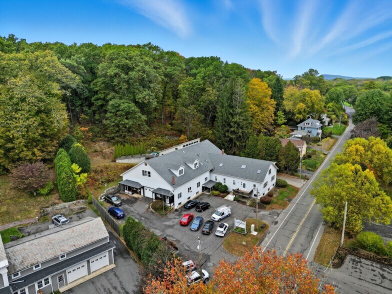 131 Main St, Hatfield, MA à louer - Photo de l’immeuble – Image 3 sur 31