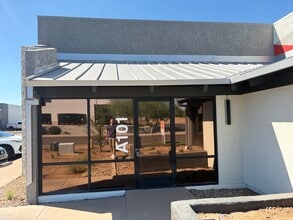 912 S Park Ln, Tempe, AZ à louer Photo intérieure– Image 1 sur 14