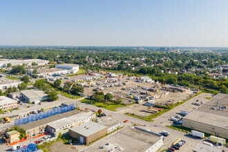 2155 Av Francis-Hughes, Laval, QC - Vue aérienne  vue de carte