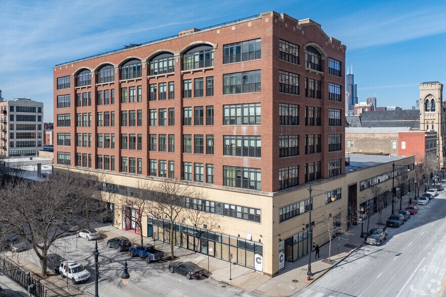 2014-2036 S Michigan Ave, Chicago, IL à louer - Photo principale – Image 1 sur 4