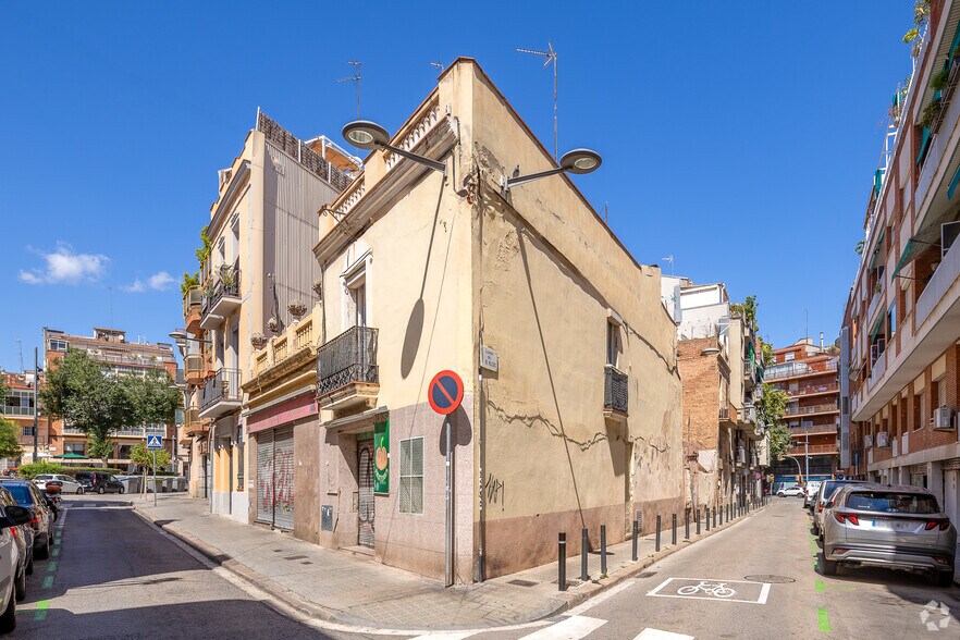 Carrer de la Garrotxa, 21-23, Barcelone, Barcelona à vendre - Photo de l’immeuble – Image 2 sur 2