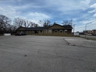 Plus de détails pour 7445 University Ave, Des Moines, IA - Bureau à vendre