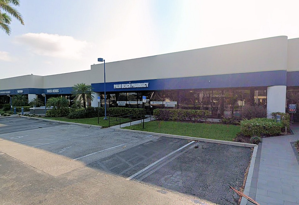 100 N Federal Hwy, Deerfield Beach, FL à louer Photo de l’immeuble– Image 1 sur 1