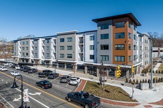 Plus de détails pour 100-110 N Main St, Bristol, CT - Local commercial à louer
