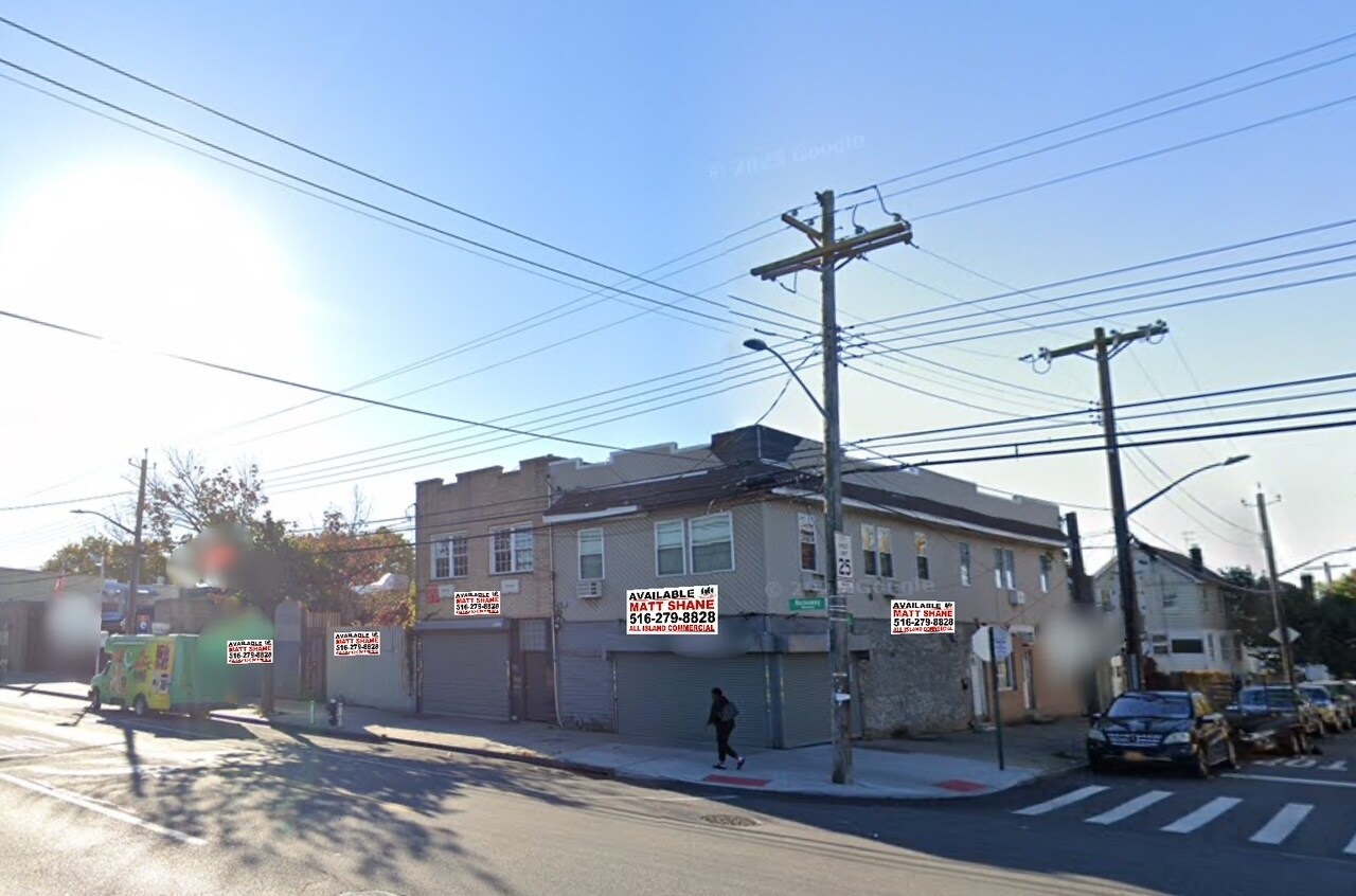 12802-128-14 Rockaway Blvd, South Ozone Park, NY à vendre Photo principale– Image 1 sur 11