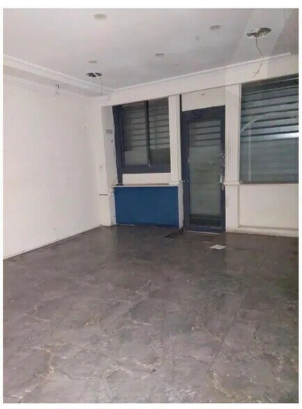 Local commercial dans Paris à louer - Photo de l’immeuble – Image 2 sur 7