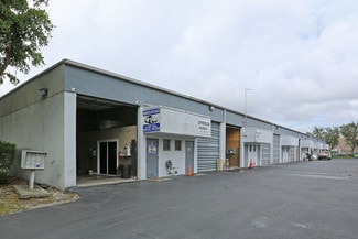 Plus de détails pour 8451-8473 NW 70th St, Miami, FL - Industriel/Logistique à louer