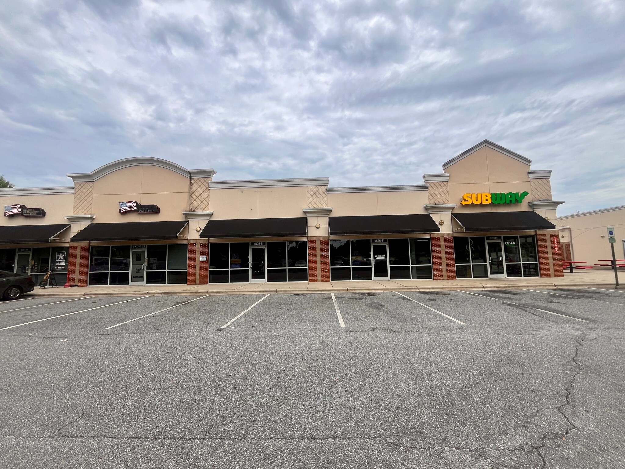 1531 Cinema Dr, Statesville, NC à louer Photo intérieure– Image 1 sur 4
