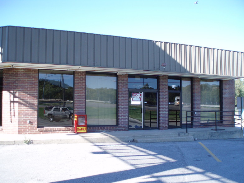 3100-3102 S 24th St, Kansas City, KS à louer - Photo de l’immeuble – Image 3 sur 36