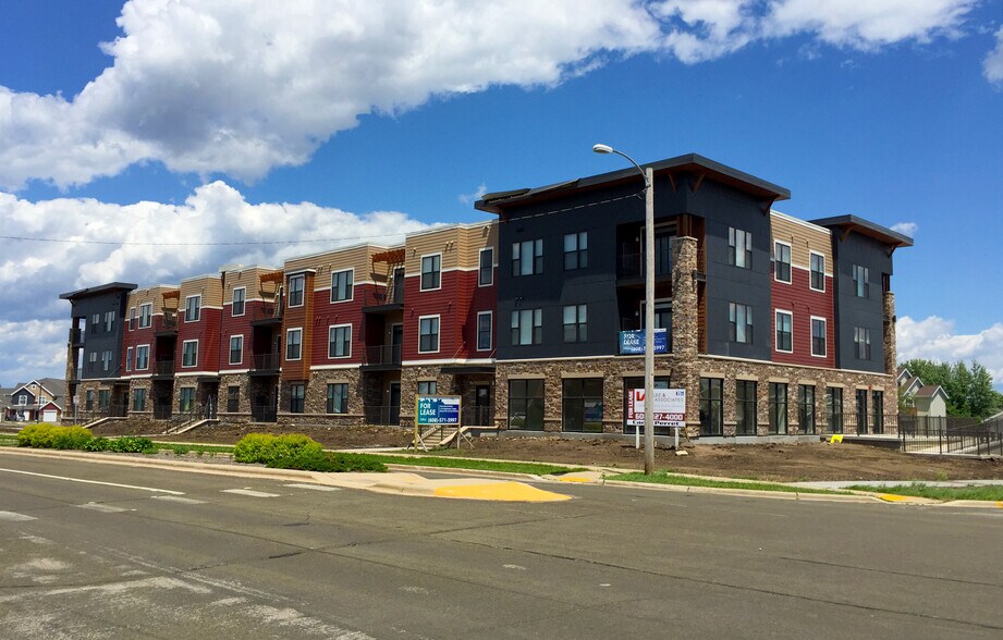 1240-1270 Stonewood Xing, Sun Prairie, WI à louer - Photo de l’immeuble – Image 2 sur 4