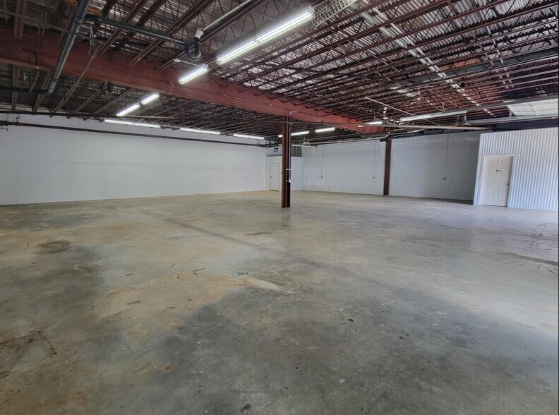 635 Industrial Blvd, Gainesville, GA à louer - Photo de l’immeuble – Image 2 sur 9