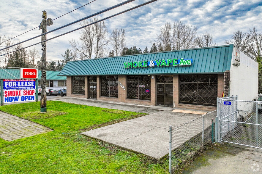 17635 SE McLoughlin Blvd, Milwaukie, OR à louer - Photo de l’immeuble – Image 2 sur 8