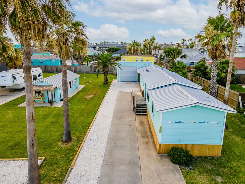 801 South 9th St, Port Aransas, TX à vendre - Photo de l’immeuble – Image 2 sur 20