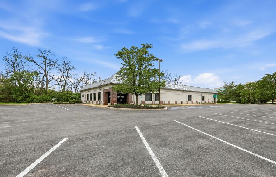 111 Arrandale Blvd, Exton, PA à louer - Photo de l’immeuble – Image 3 sur 25
