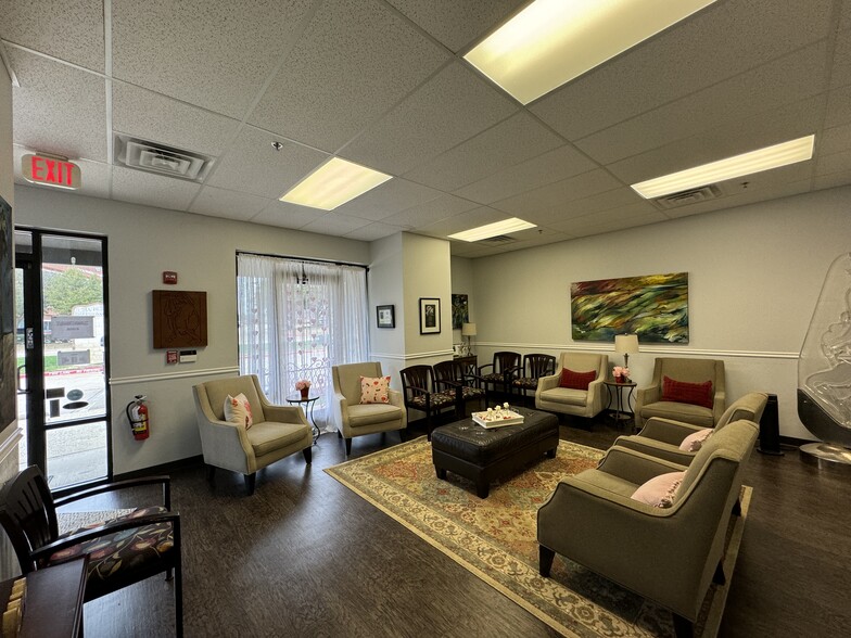 3051 Churchill Dr, Flower Mound, TX à louer - Photo de l’immeuble – Image 2 sur 30