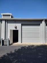 17218 Toledo Blade Blvd, Port Charlotte, FL à louer Photo intérieure– Image 1 sur 1