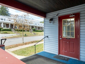 129 S Sparks St, State College, PA à louer Photo de l’immeuble– Image 1 sur 31