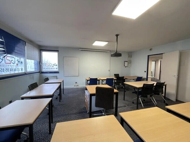 Plus de détails pour Bureau à vendre