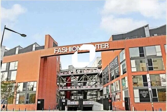 Plus de détails pour Bureau à louer