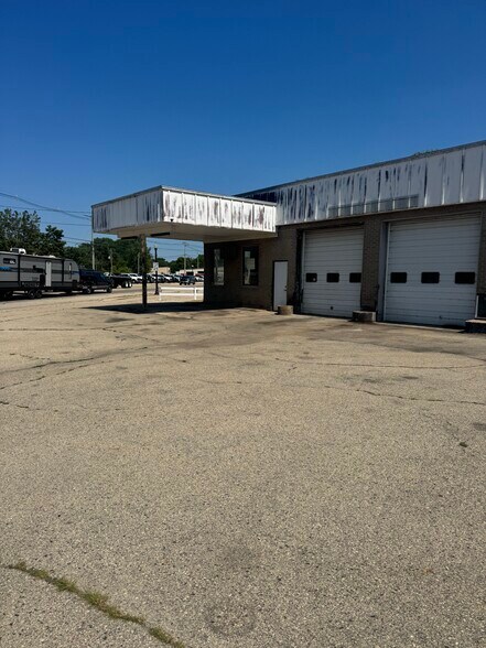 631 W Main St, Princeton, WI à vendre - Photo de l’immeuble – Image 3 sur 3