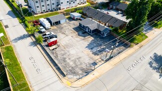 Plus de détails pour 700 W Oak St, Rogers, AR - Local commercial à vendre