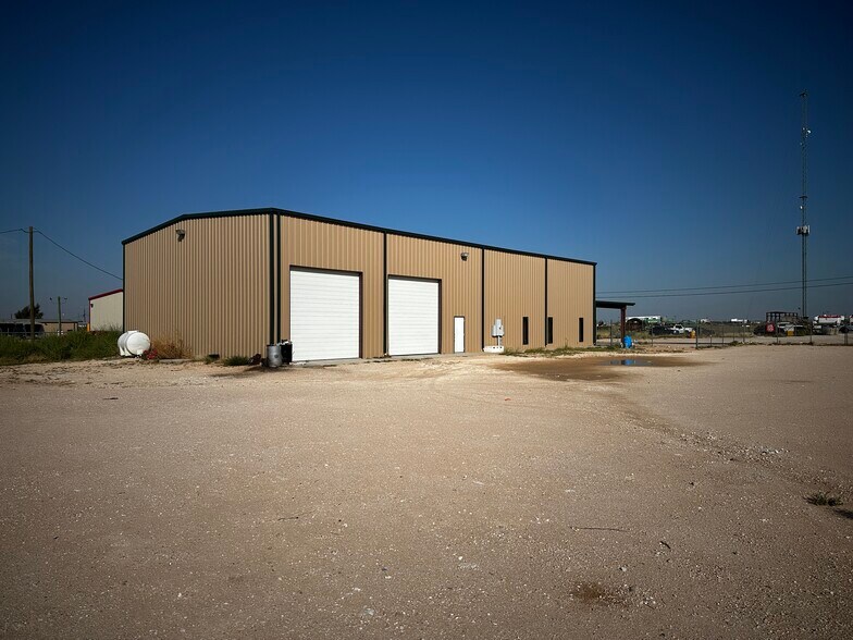4200 County Road 72 rd, Midland, TX à louer - Photo principale – Image 1 sur 11
