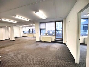 155 E 55th St, New York, NY à louer Photo intérieure– Image 1 sur 10