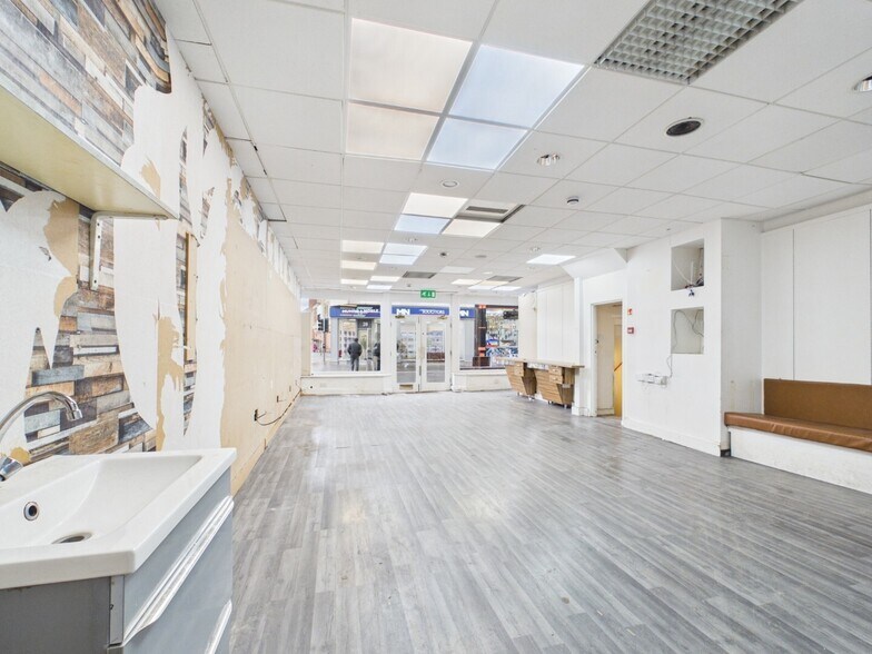 21-23 Inglis St, Inverness à vendre - Photo de l’immeuble – Image 3 sur 6