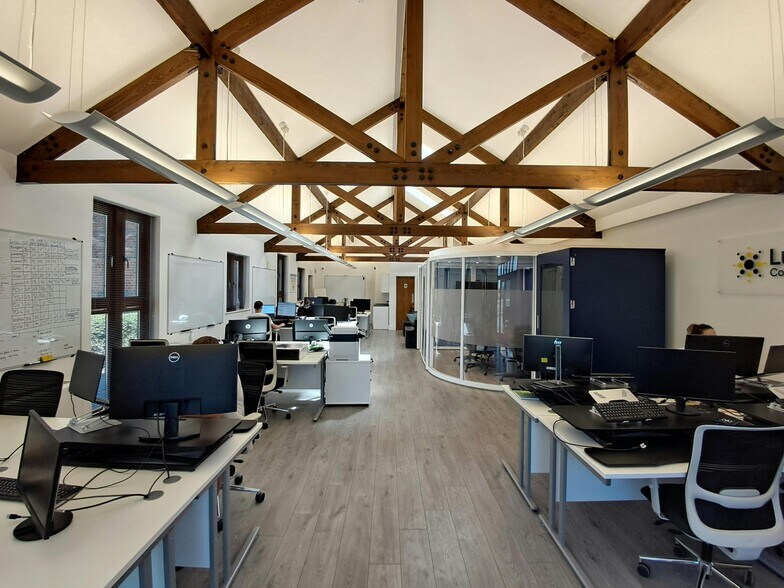 Lambwood Hl, Reading à vendre - Photo intérieure – Image 2 sur 6