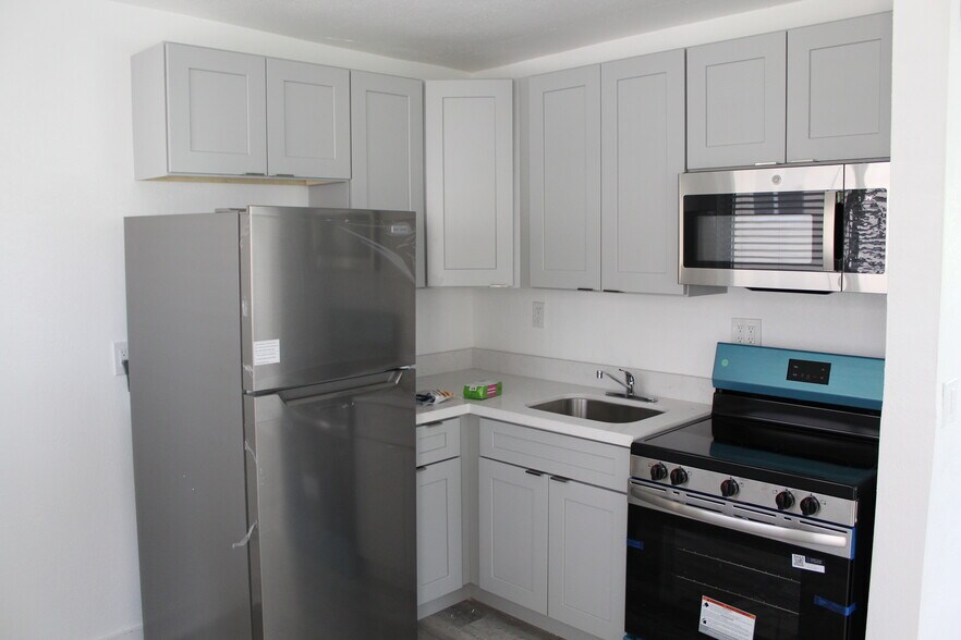 5601 NW 1st Ave, Miami, FL à vendre - Photo de l’immeuble – Image 3 sur 12