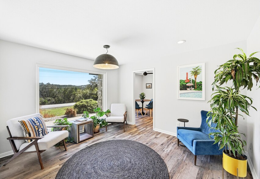 900 N Cuernavaca Dr, Austin, TX à vendre - Photo intérieure – Image 2 sur 8