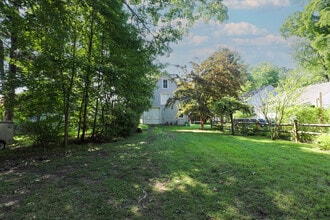 12 Lounsbury Ct, Kingston, NY à louer Photo intérieure– Image 2 sur 19