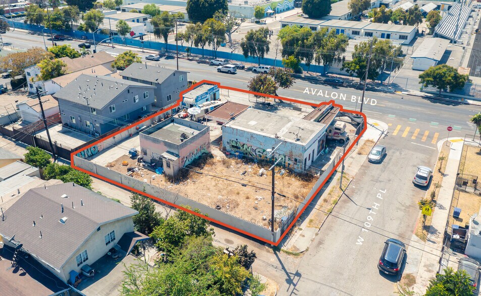 10958 Avalon Blvd, Los Angeles, CA à vendre - Photo de l’immeuble – Image 3 sur 12